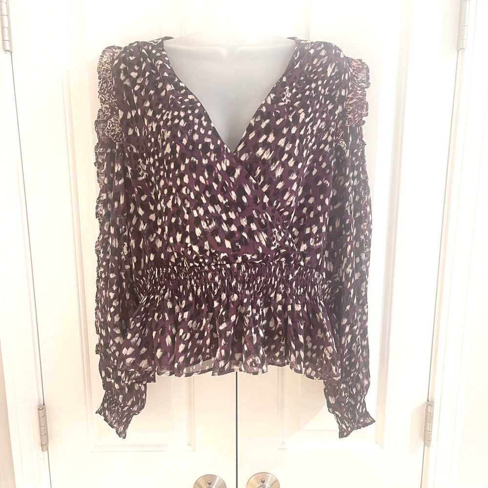 Express new with tag size large top!